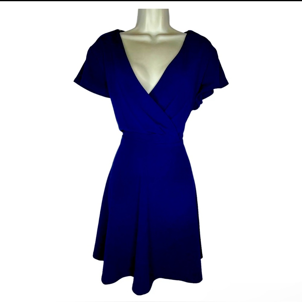 NWT Trixxi Womens Dress Navy Blue Short Sleeve V-Neck Sz L
